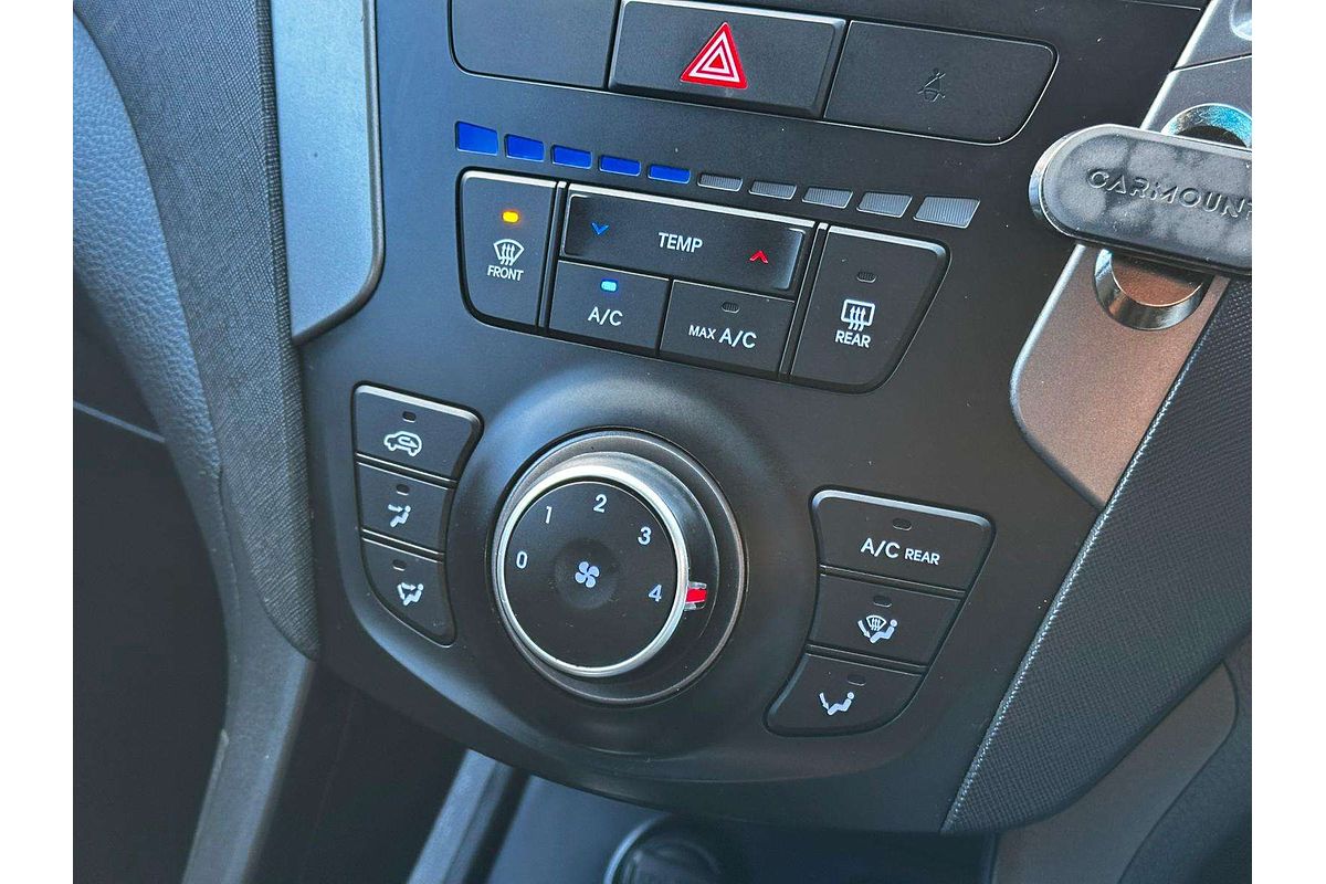 2015 Hyundai Santa Fe Active DM2