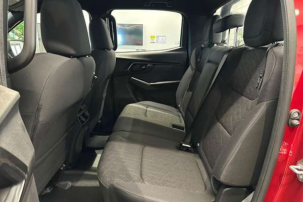 2025 Isuzu D-MAX X-RIDER 4X4