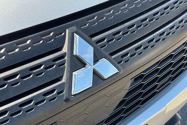 2022 Mitsubishi Eclipse Cross ES YB