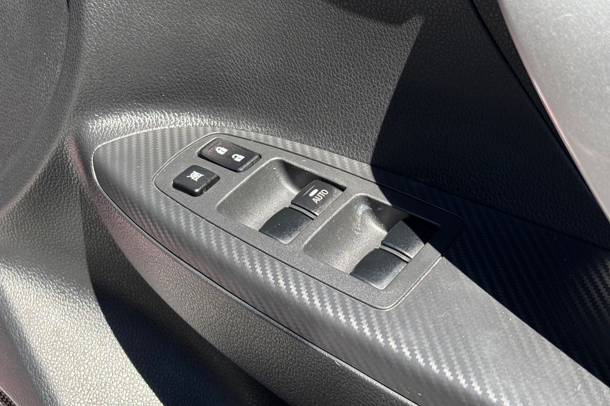 2022 Mitsubishi Eclipse Cross ES YB