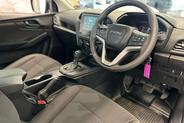 2025 Isuzu D-MAX SX High Ride Rear Wheel Drive