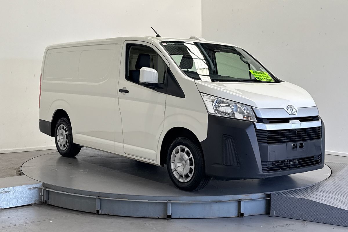 2022 Toyota Hiace GDH300R LWB