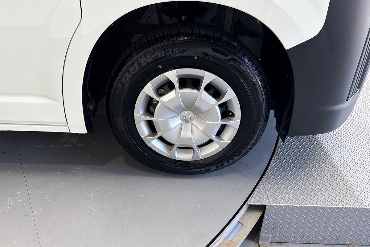 2022 Toyota Hiace GDH300R LWB