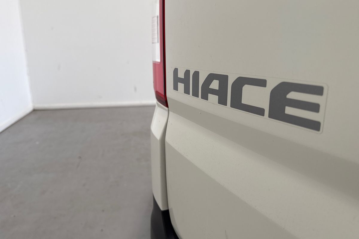 2022 Toyota Hiace GDH300R LWB