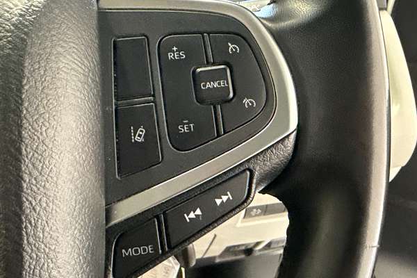 2022 Toyota Hiace GDH300R LWB