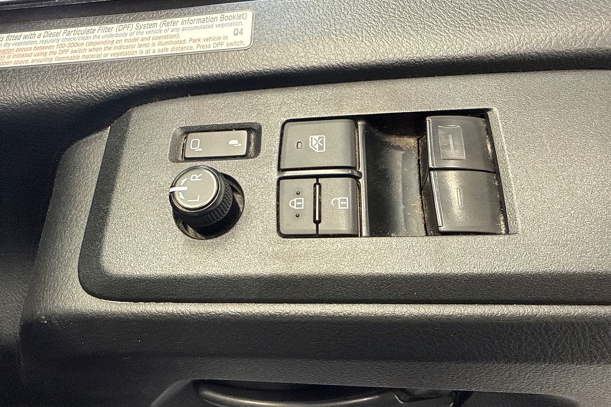 2022 Toyota Hiace GDH300R LWB