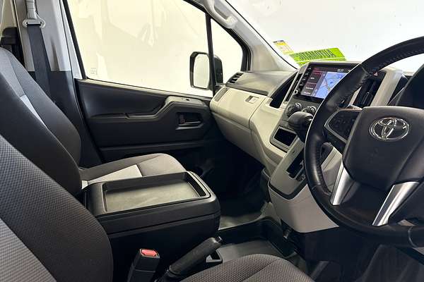2022 Toyota Hiace GDH300R LWB