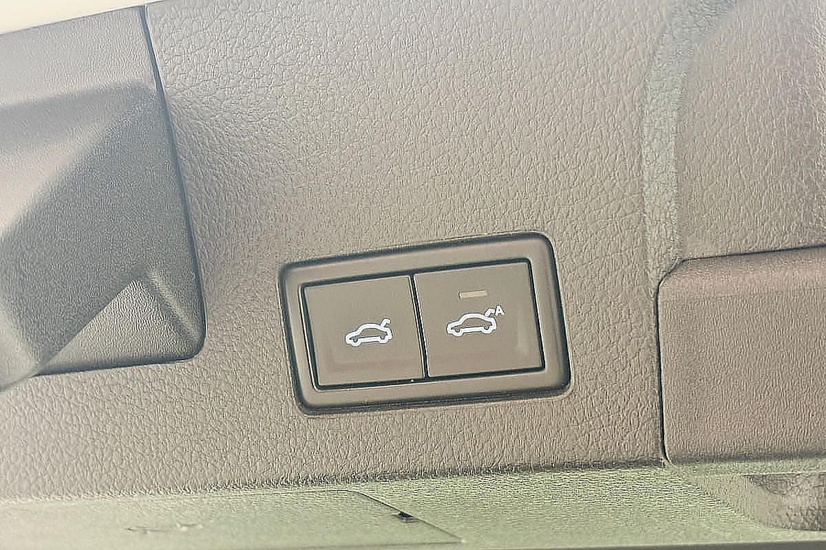 2017 Volkswagen Arteon 206TSI R-Line 3H