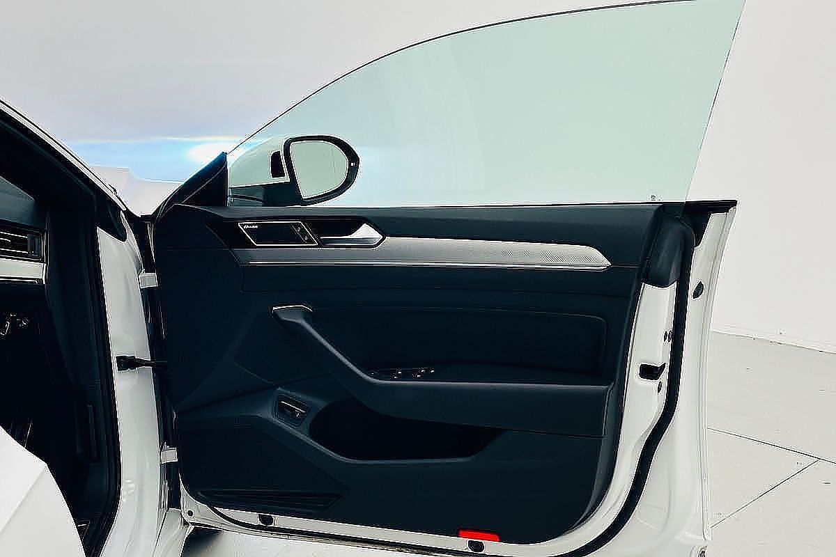 2017 Volkswagen Arteon 206TSI R-Line 3H