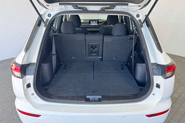 2023 Mitsubishi Outlander ES ZM