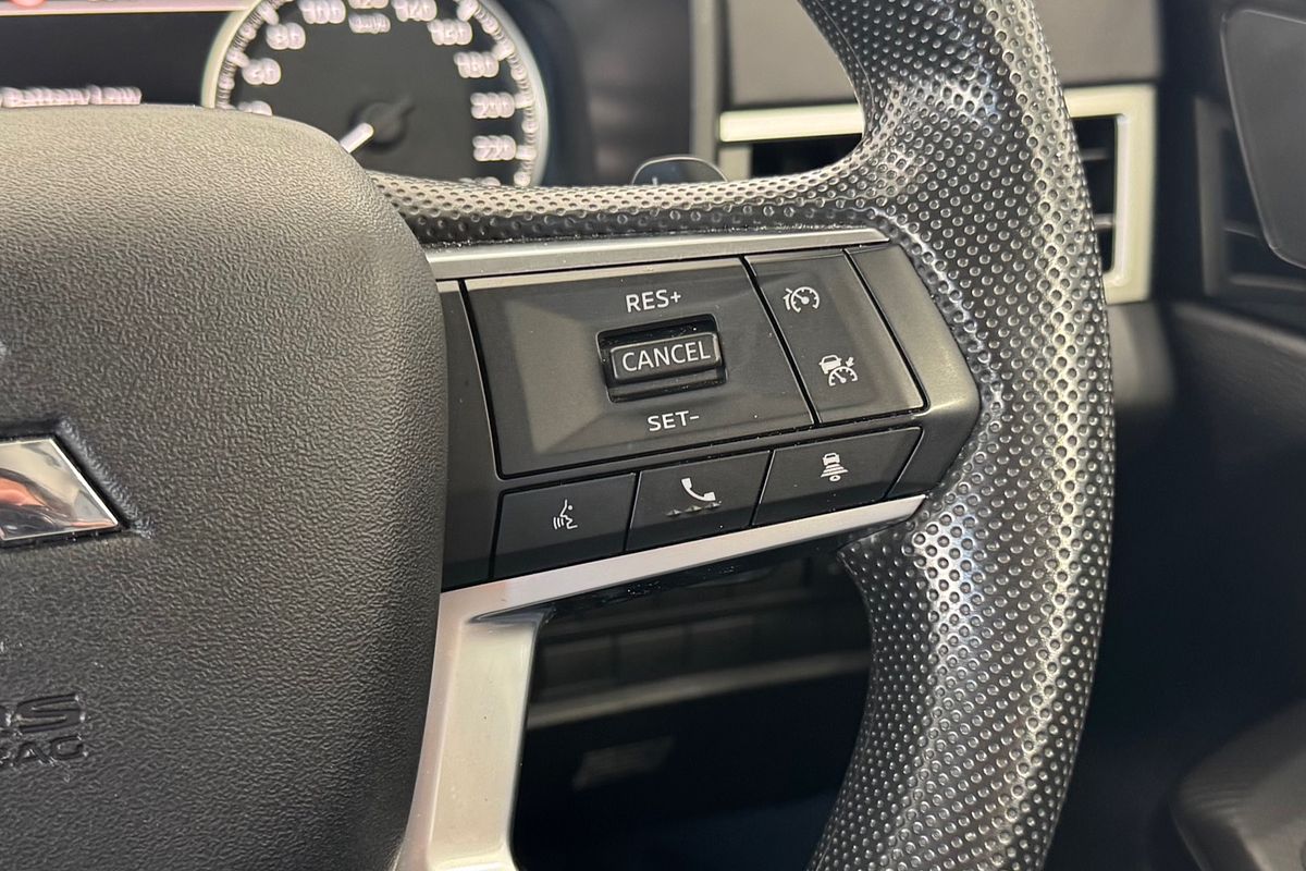 2023 Mitsubishi Outlander ES ZM