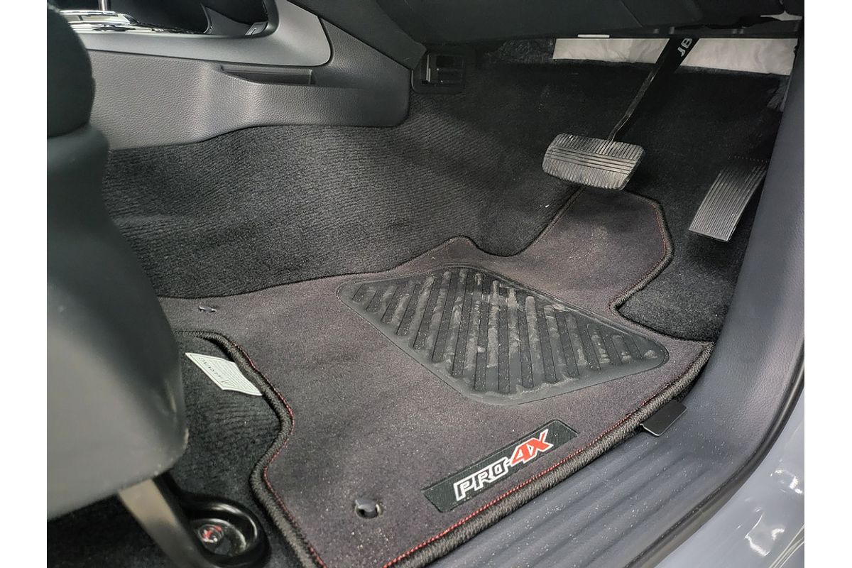 2025 Nissan Navara PRO-4X Warrior D23 4X4