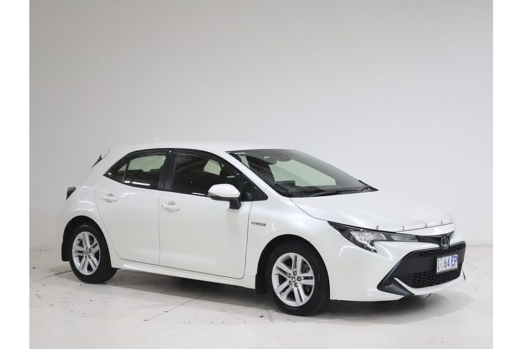 2018 Toyota Corolla Ascent Sport Hybrid ZWE211R