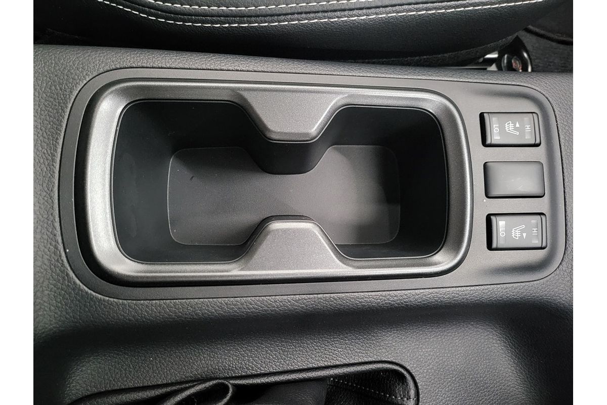 2025 Nissan Navara PRO-4X Warrior D23 4X4