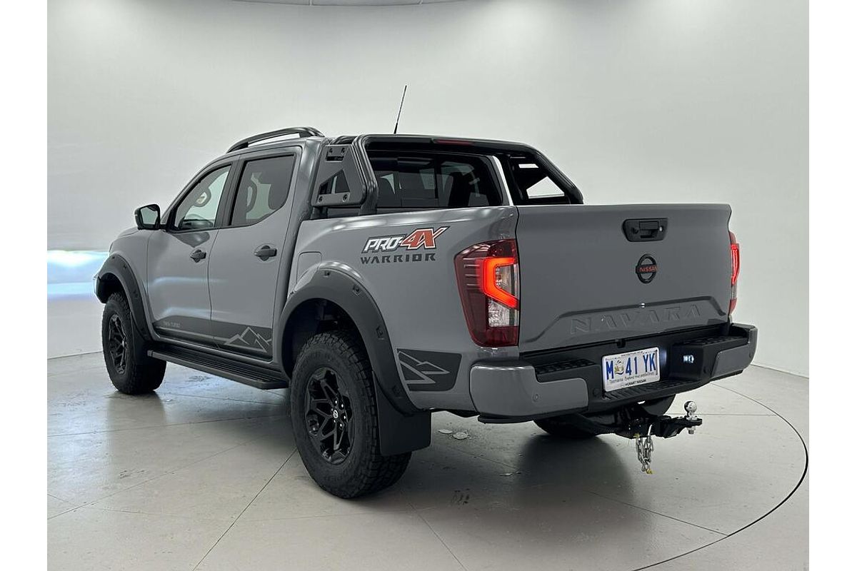 Nissan NAVARA 4X4 2.3 DSL AUTO DC P4X WARRIOR Nissan NAVARA 4X4 2.3 DSL AUTO DC P4X WARRIOR
