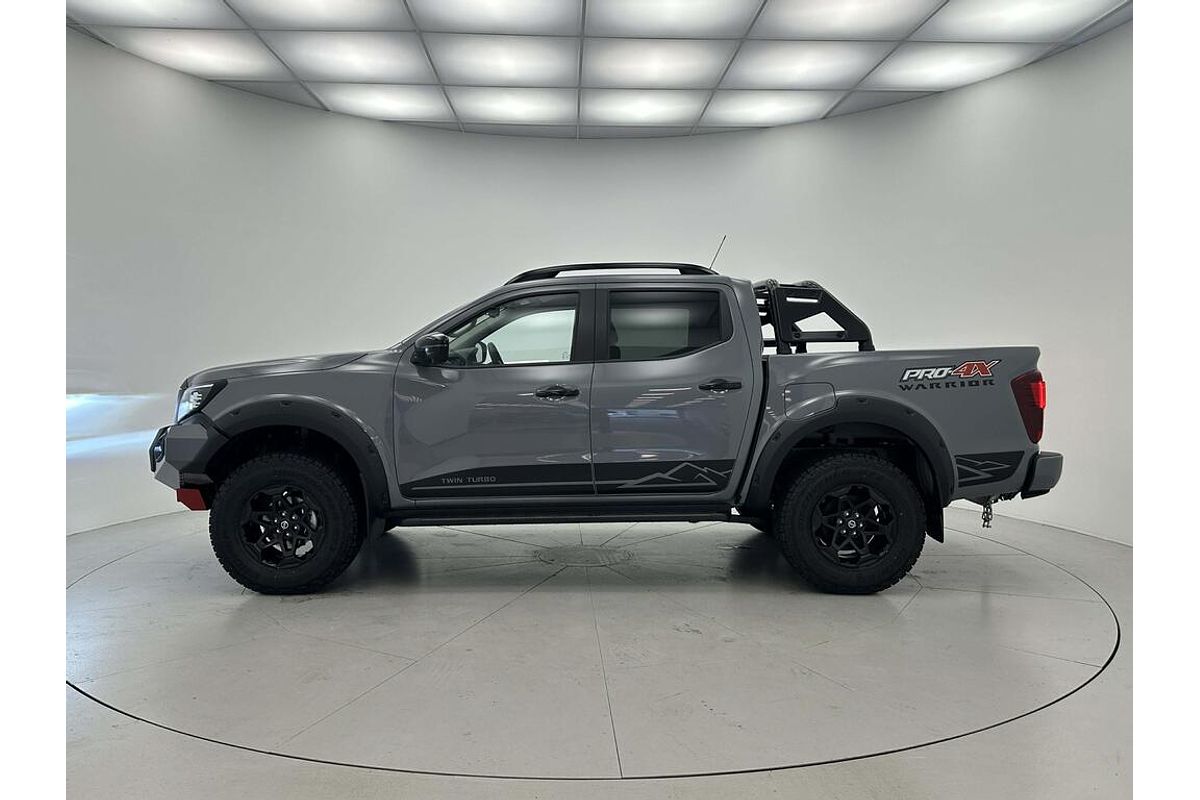 Nissan NAVARA 4X4 2.3 DSL AUTO DC P4X WARRIOR Nissan NAVARA 4X4 2.3 DSL AUTO DC P4X WARRIOR