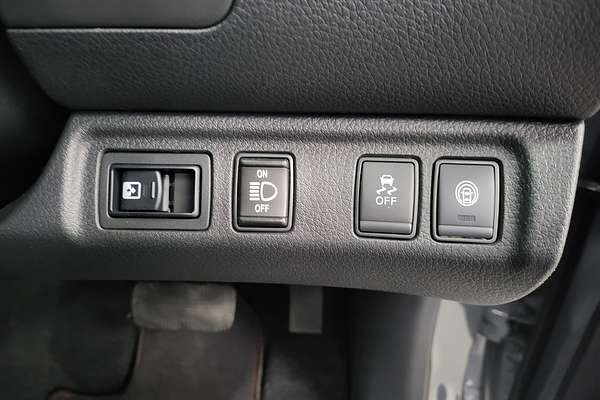 2025 Nissan Navara PRO-4X Warrior D23 4X4