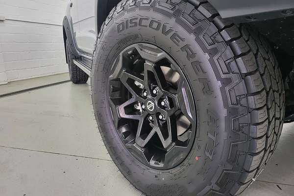 2025 Nissan Navara PRO-4X Warrior D23 4X4