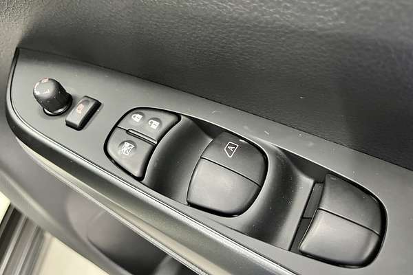 2025 Nissan Navara PRO-4X Warrior D23 4X4