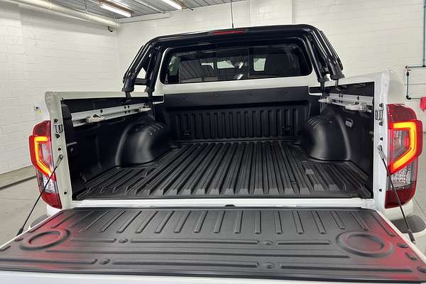 2025 Nissan Navara PRO-4X Warrior D23 4X4