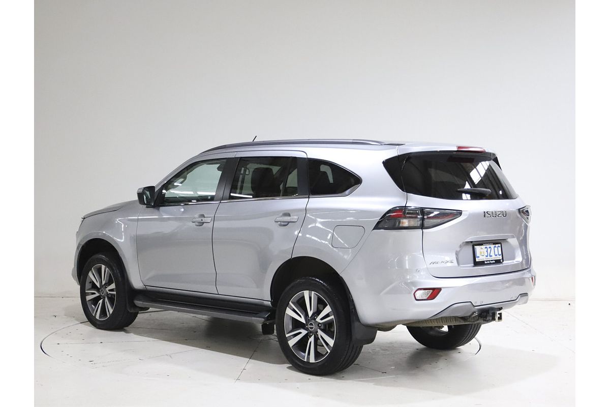 2023 Isuzu MU-X 4X4 LST Automatic (UJOR306) 2023 Isuzu MU-X 4X4 LST Automatic (UJOR306)