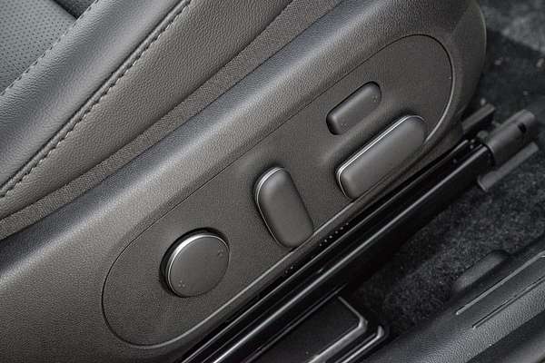 2025 Hyundai Kona Hybrid Elite SX2.V3