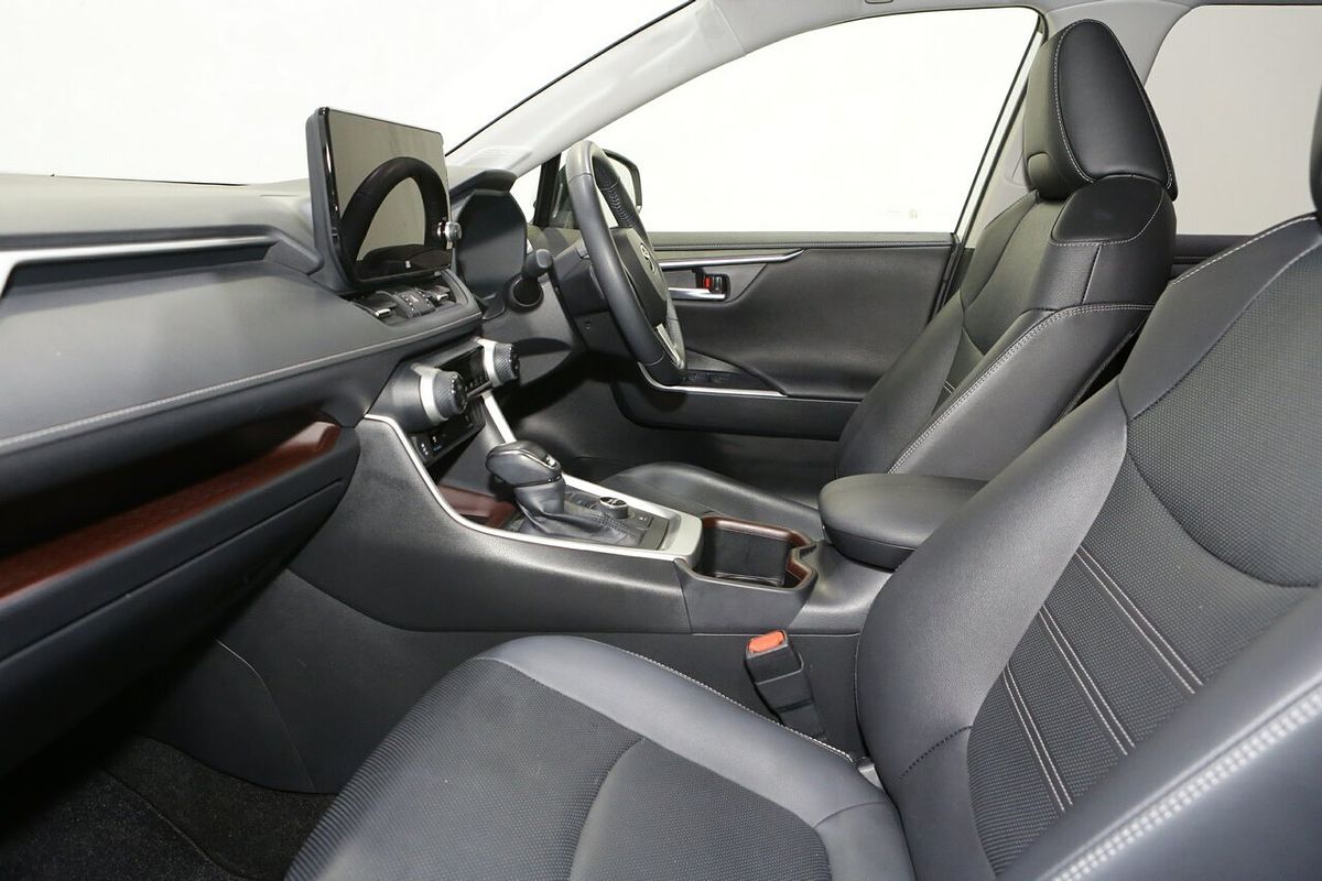 2024 Toyota RAV4 Cruiser AXAH54R