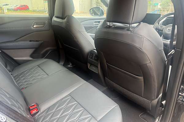 2024 Nissan QASHQAI Ti J12