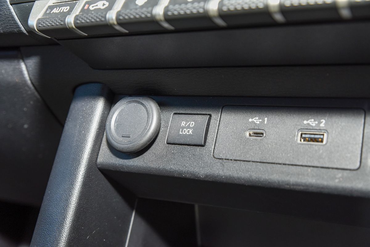 2023 Mitsubishi Triton GLS MV 4X4