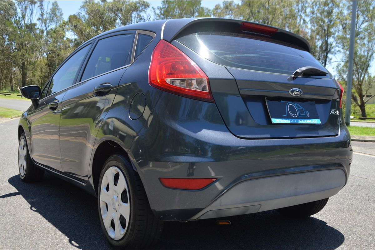2011 Ford Fiesta CL WT