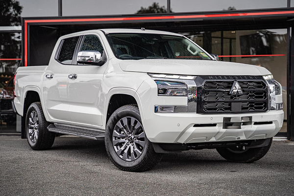 2024 Mitsubishi Triton GLS MV 4X4
