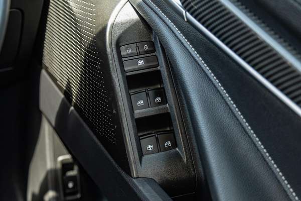 2022 LDV D90 Executive SV9A