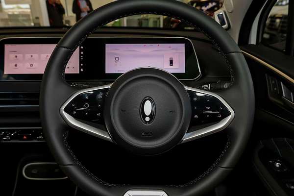 2025 GWM Ora Lux ES11