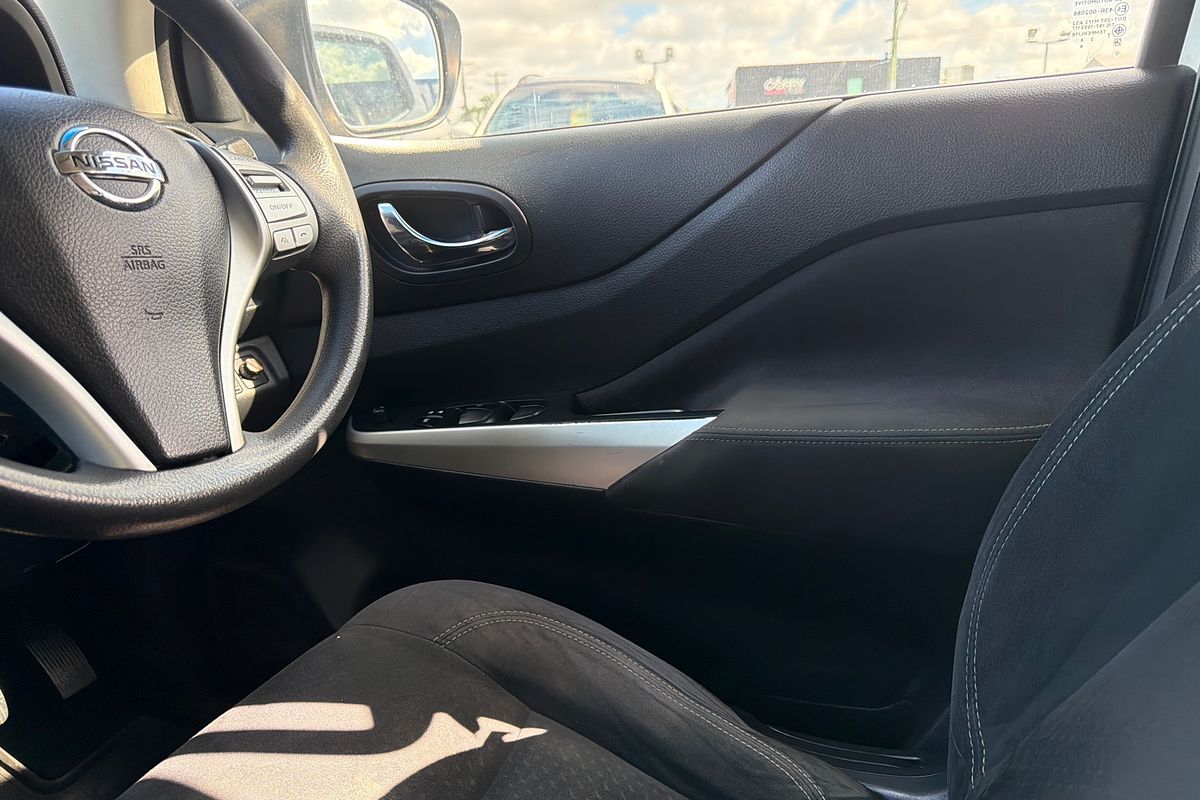 2016 Nissan Navara RX D23 4X4