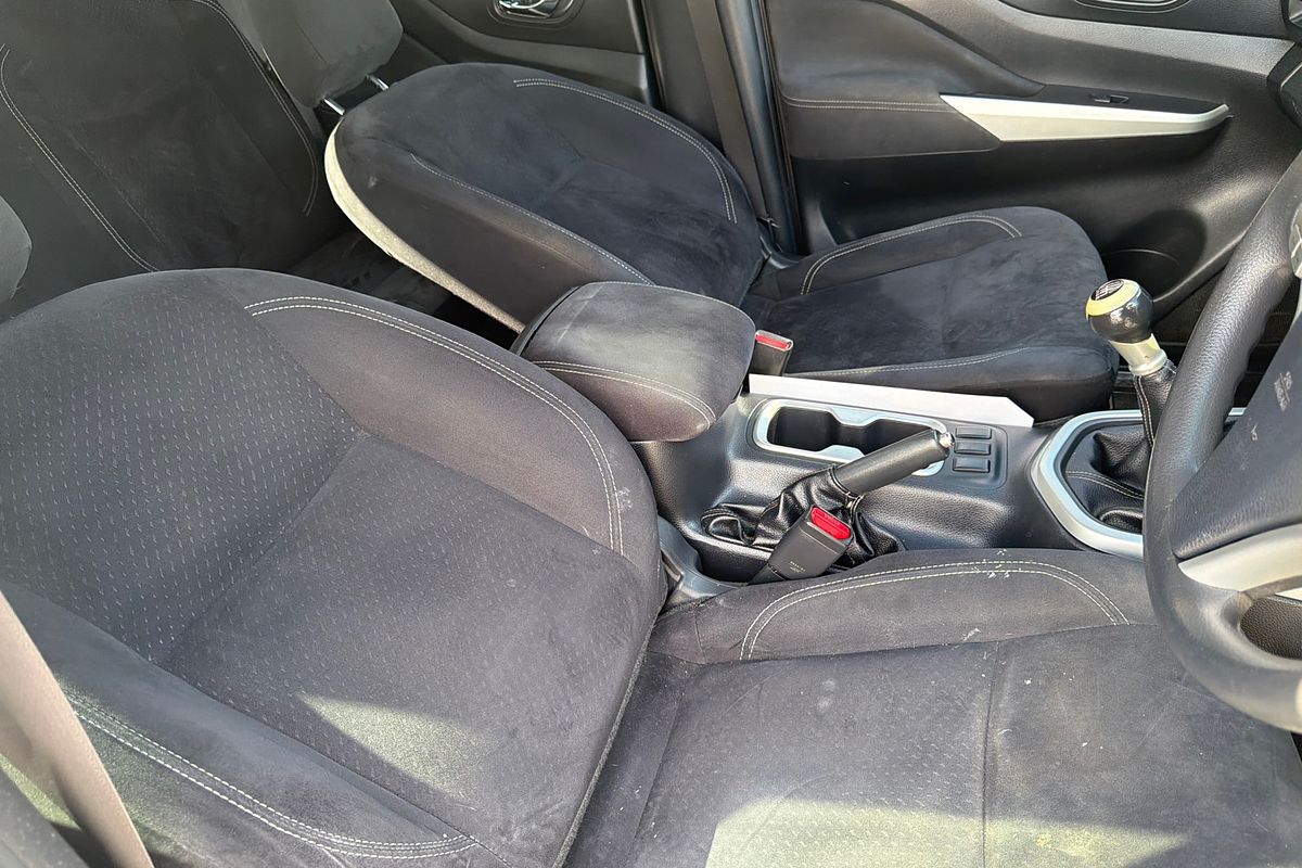 2016 Nissan Navara RX D23 4X4