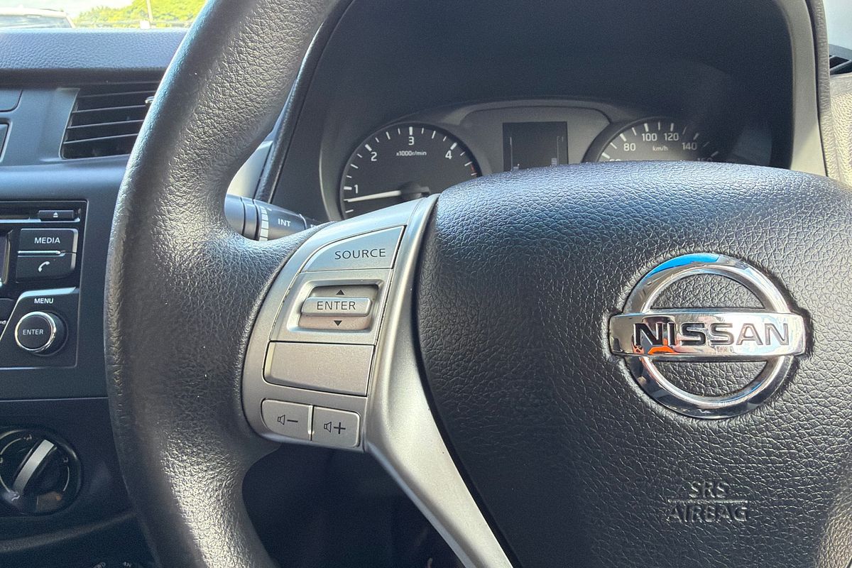 2016 Nissan Navara RX D23 4X4