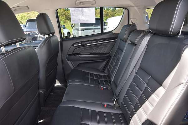 2020 Isuzu MU-X LS-T