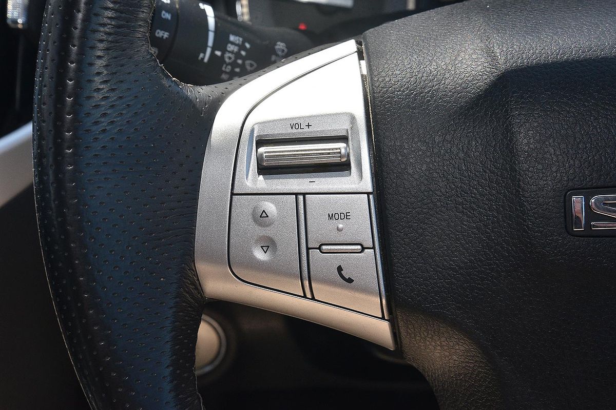 2020 Isuzu MU-X LS-T