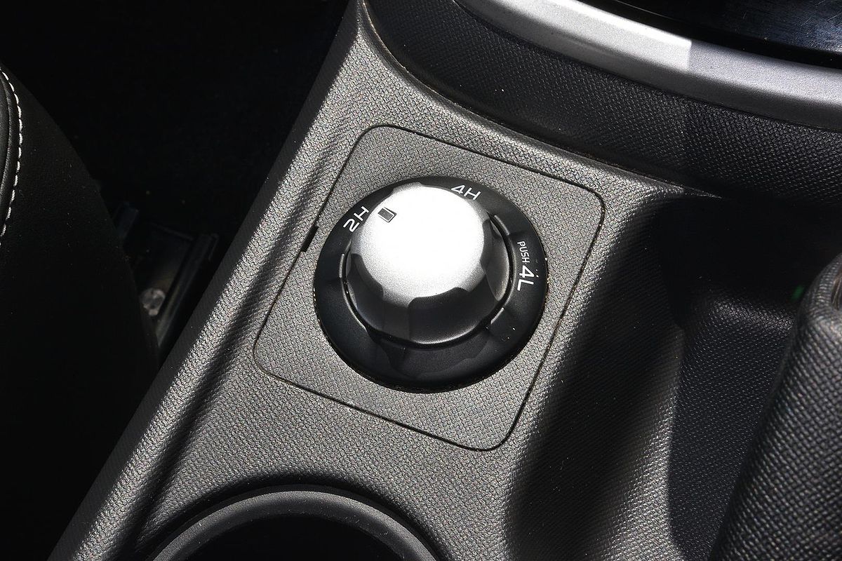 2020 Isuzu MU-X LS-T