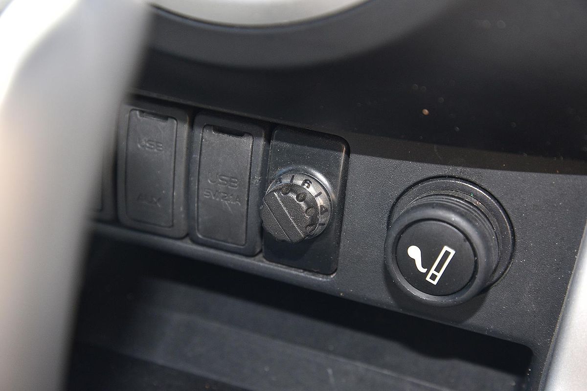 2020 Isuzu MU-X LS-T