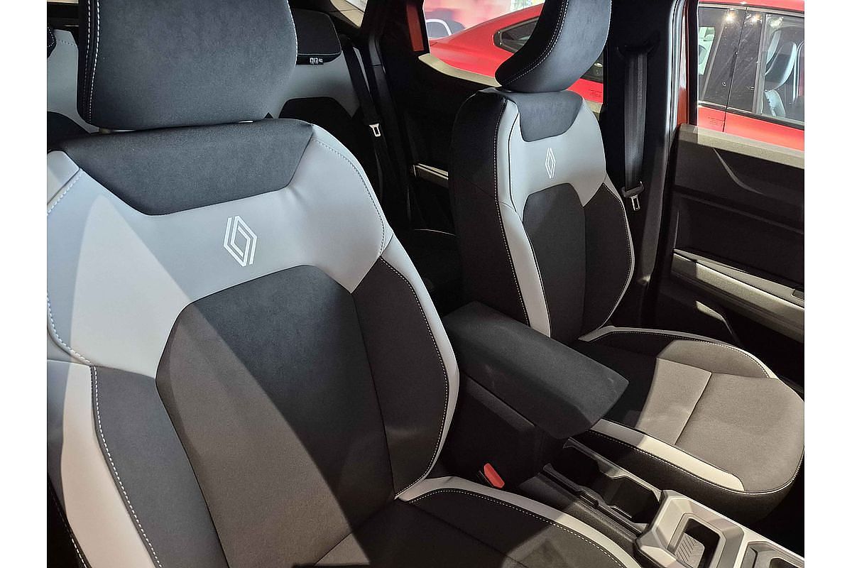 2025 Renault Duster Techno X1311