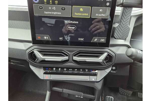 2025 Renault Duster Techno X1311