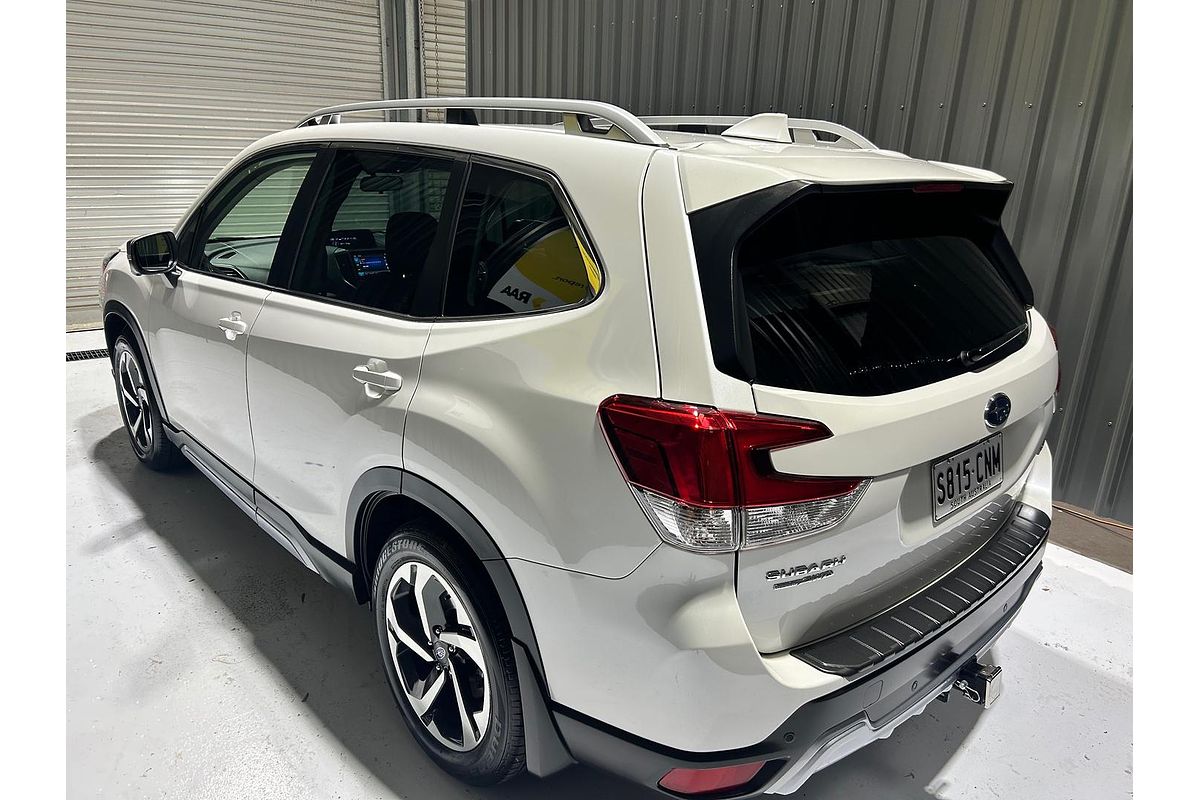 2022 Subaru Forester 2.5i-S S5