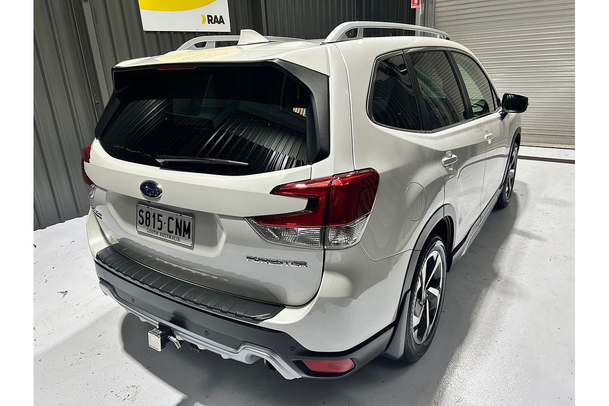 2022 Subaru Forester 2.5i-S S5