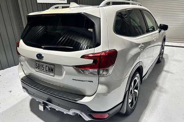 2022 Subaru Forester 2.5i-S S5