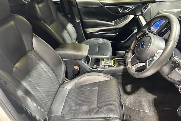 2022 Subaru Forester 2.5i-S S5