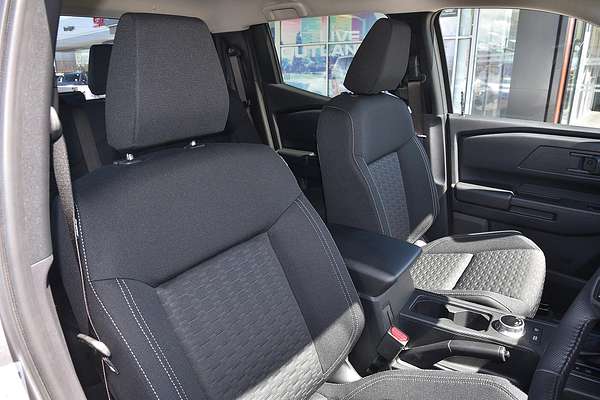 2025 Mitsubishi Triton GLX-R MV 4X4