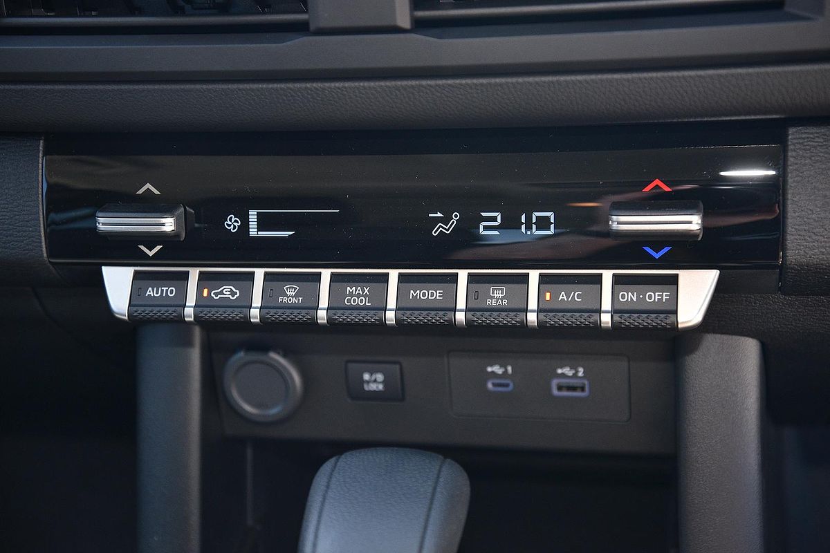 2025 Mitsubishi Triton GLX-R MV 4X4