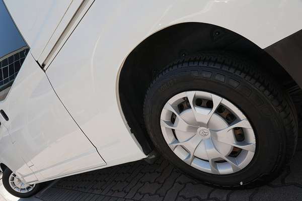 2021 Toyota Hiace GDH320R ELWB High Roof