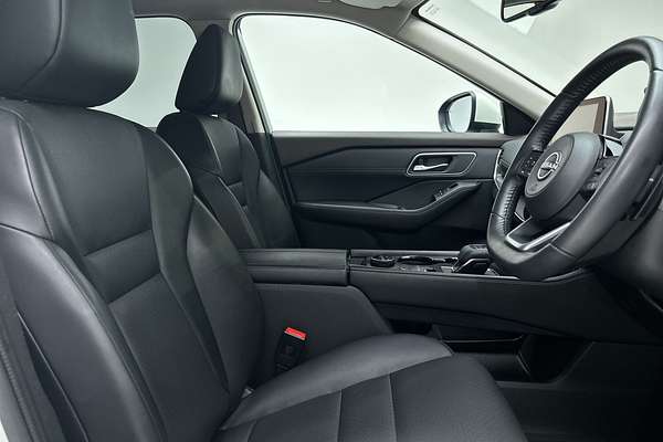 2023 Nissan X-TRAIL ST-L T33